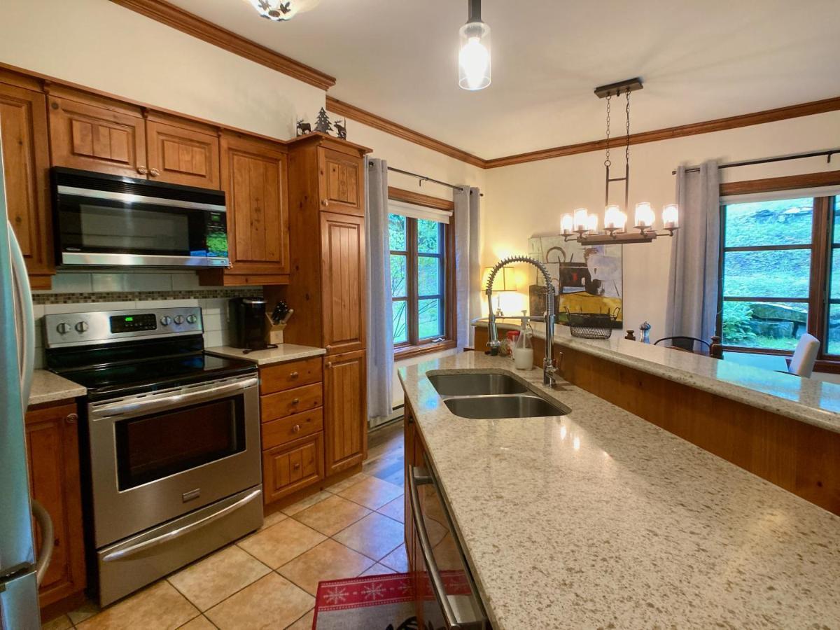 Le Plateau By Tremblant Vacations Apartment มงต์-ทร็องบล็องต์ ภายนอก รูปภาพ