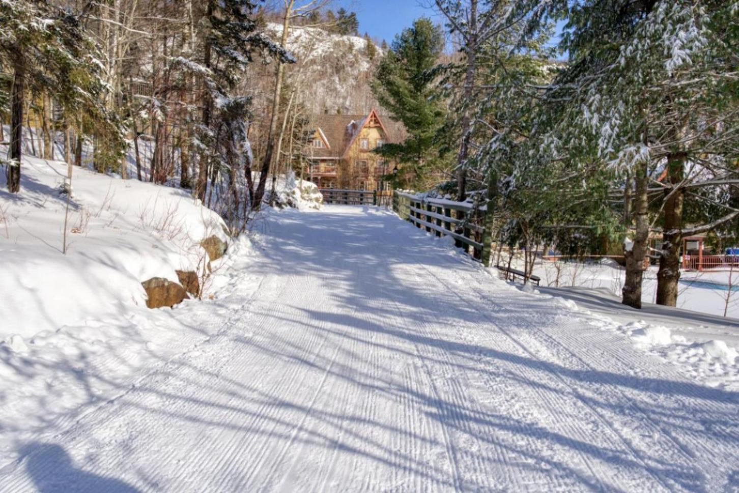 Le Plateau By Tremblant Vacations Apartment มงต์-ทร็องบล็องต์ ภายนอก รูปภาพ